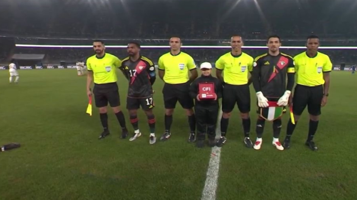 واقعة غريبة في مباراة الكويت والإمارات