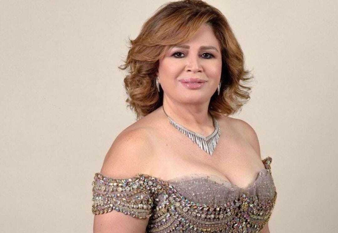 إلهام شاهين تتخذ هذا القرار المفاجئ