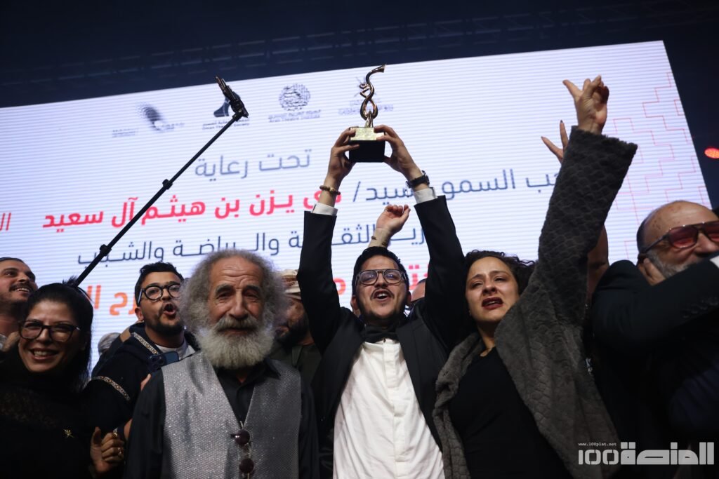 المنصة 100