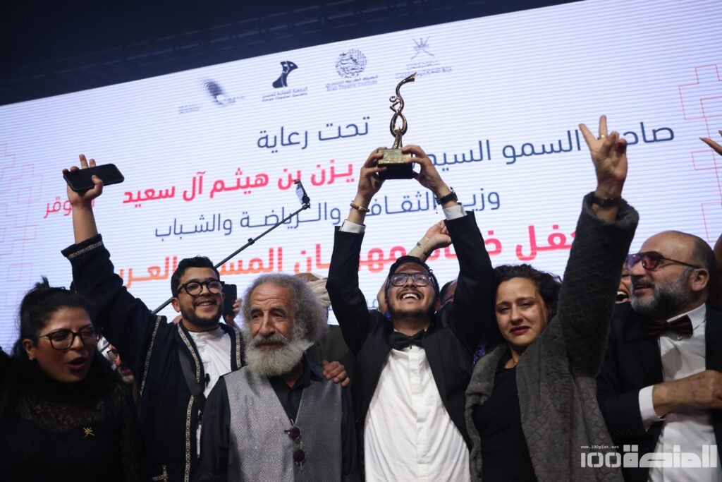 المنصة 100