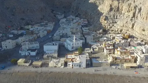 66 "الكمزارية" … هل يخفيها الزمن؟