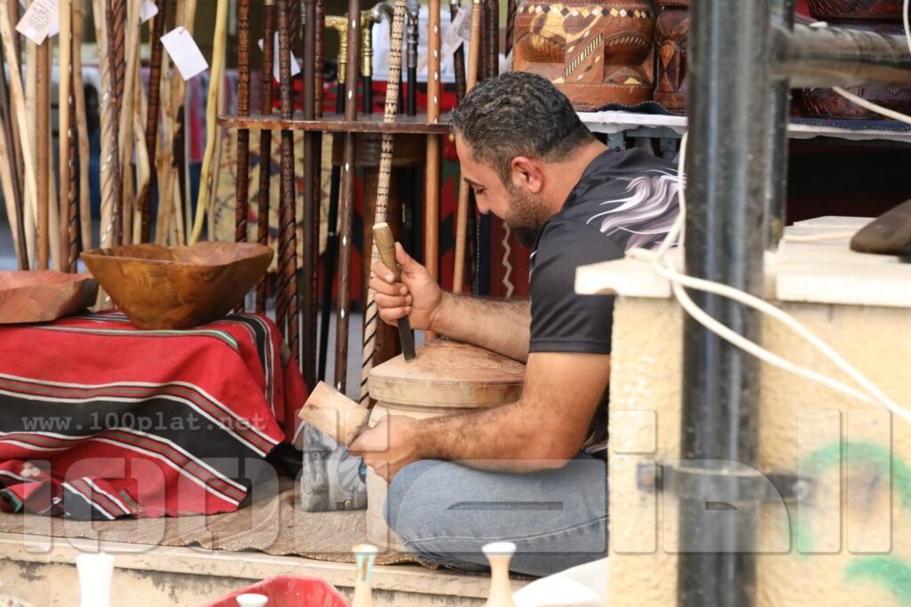 Image00007-1024x683 الأردن.. سوق جارا منصة للإبداع العماني- صور