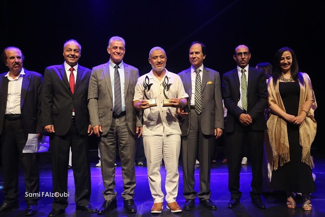 المسرح الحر يعلن نتائج الفائزين بجوائزه الدولية والمحلية- اسماء وصور