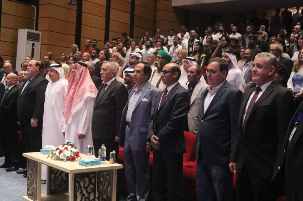 المنصة 100