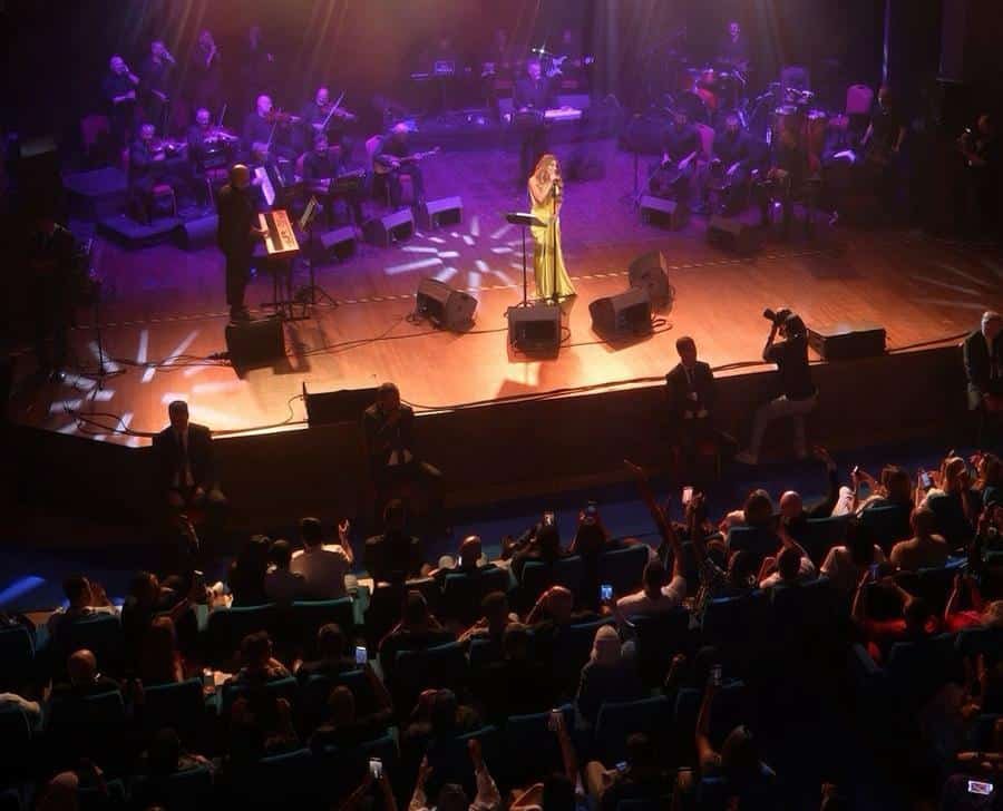 المنصة 100