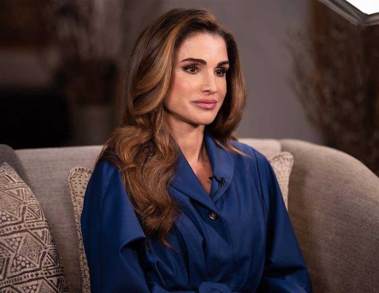 الأردن.. الملكة رانيا تثير تفاعلا بميلادها الـ55 والأميرة رجوة والحسين يهنئان