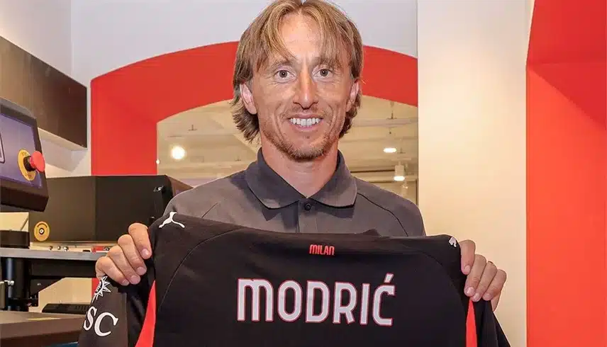 رسمياً.. ميلان يقدم نجمه الكرواتي لوكا مودريتش