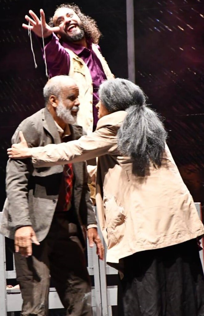المنصة 100