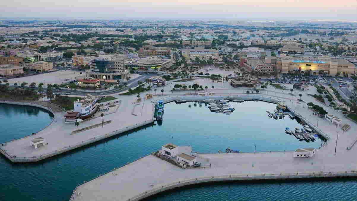 الجبيل.. ذاكرة فنية تربط الماضي بالحاضر وتوثّق ملامح مدينة على ضفاف الخليج