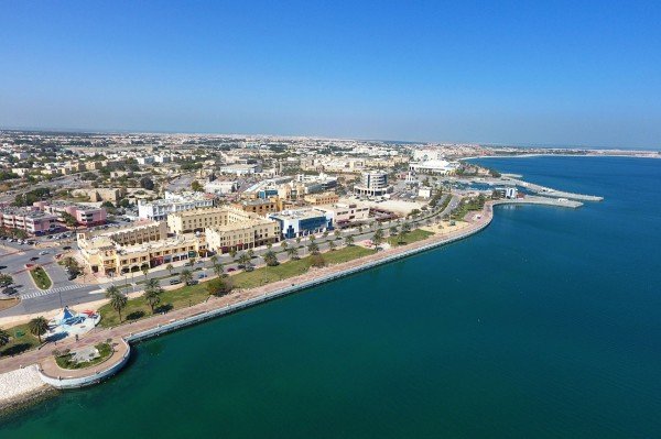 المنصة 100