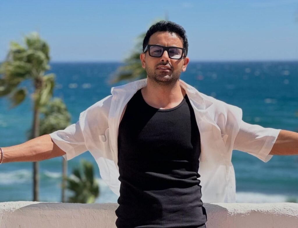 المنصة 100