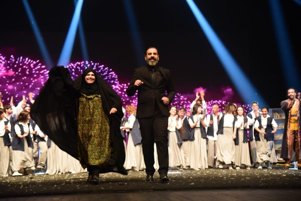 المنصة 100