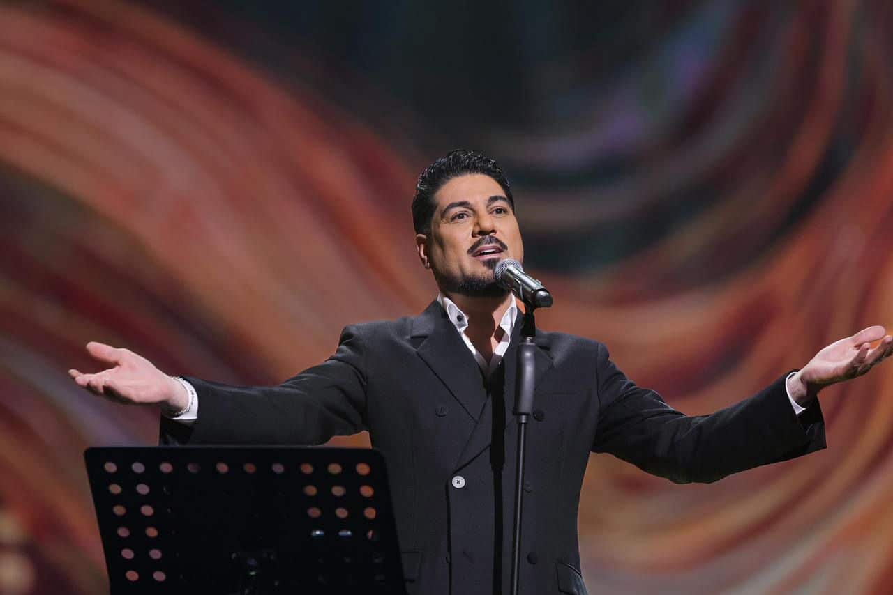 وليد الشامي يشعل مسرح محمد عبده .. واغنية "الرياض والحلّه" تتصدر الترند