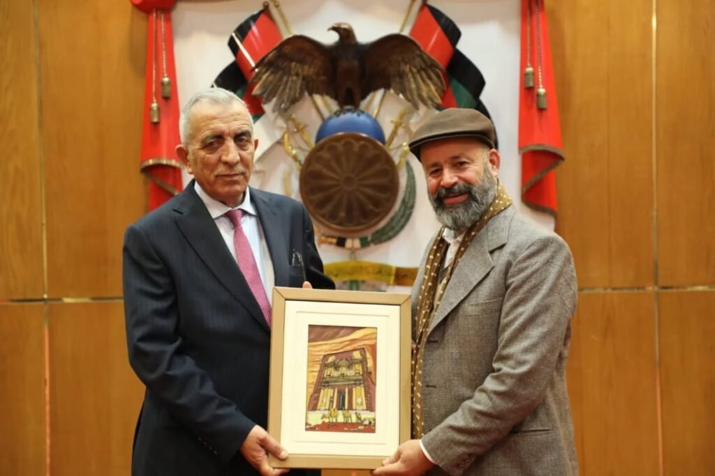 عبدالكريم الجراح… آخر الفرسان الذين ودّعوا الموقع وبقيت الخشبة على العهد