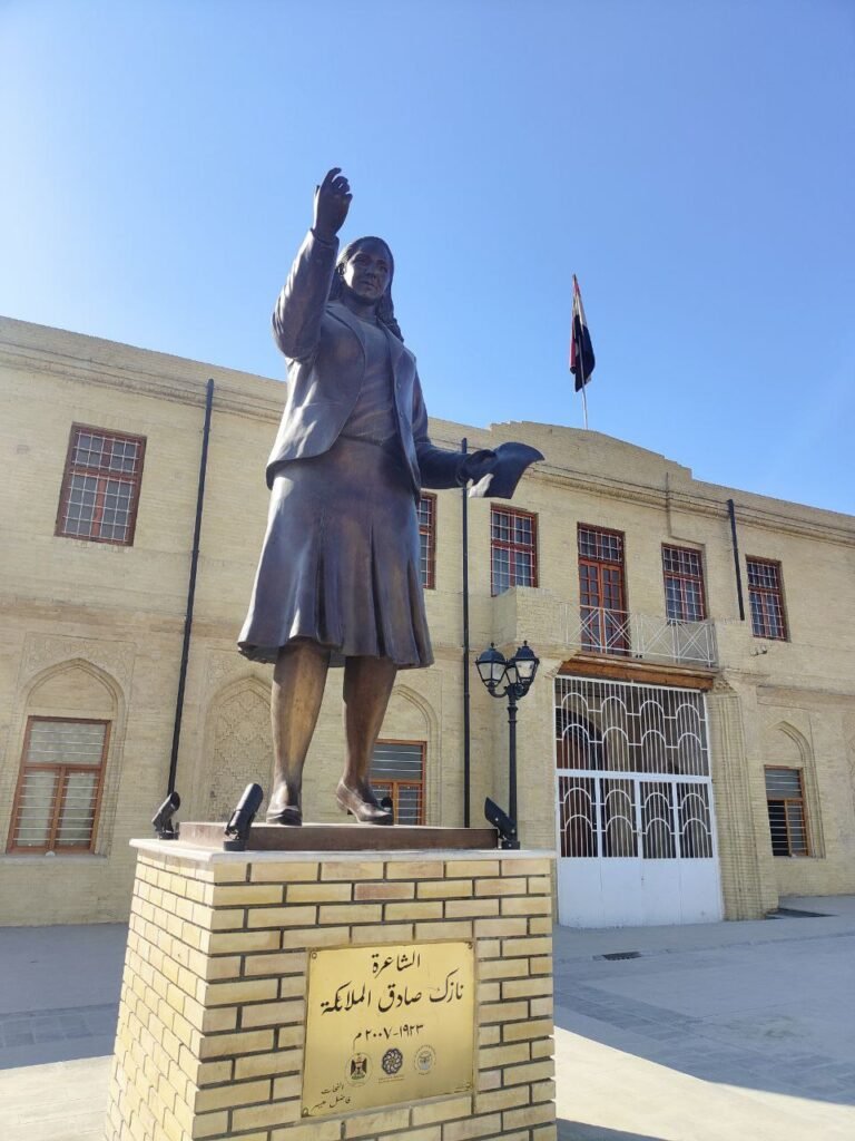 المنصة 100 