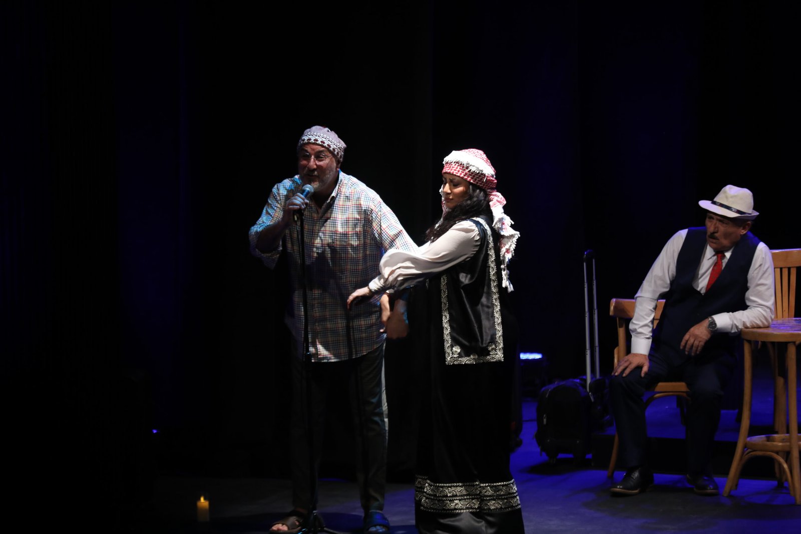 المنصة 100 