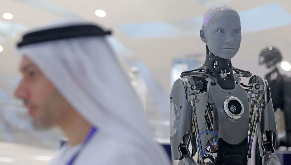 الخليج العربي… عندما أصبح الذكاء الاصطناعي والمسرح لغةً واحدة للمستقبل