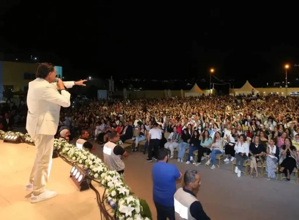 المنصة 100 