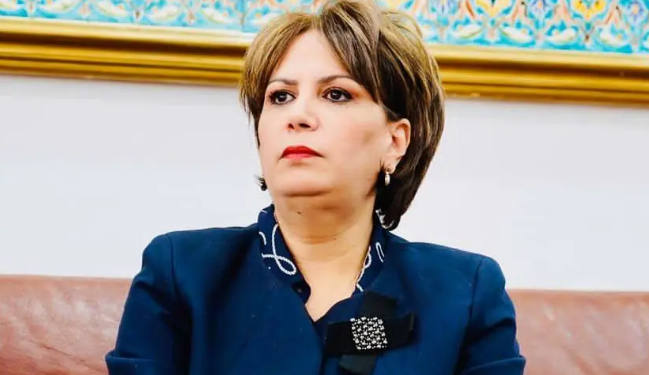 المنصة 100 
