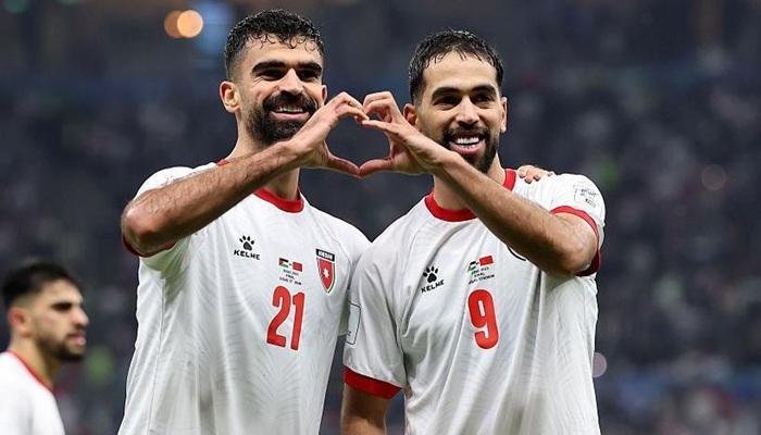 المنصة 100