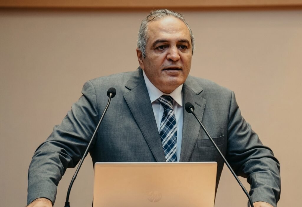 الجراح: الفن في خندق الوطن